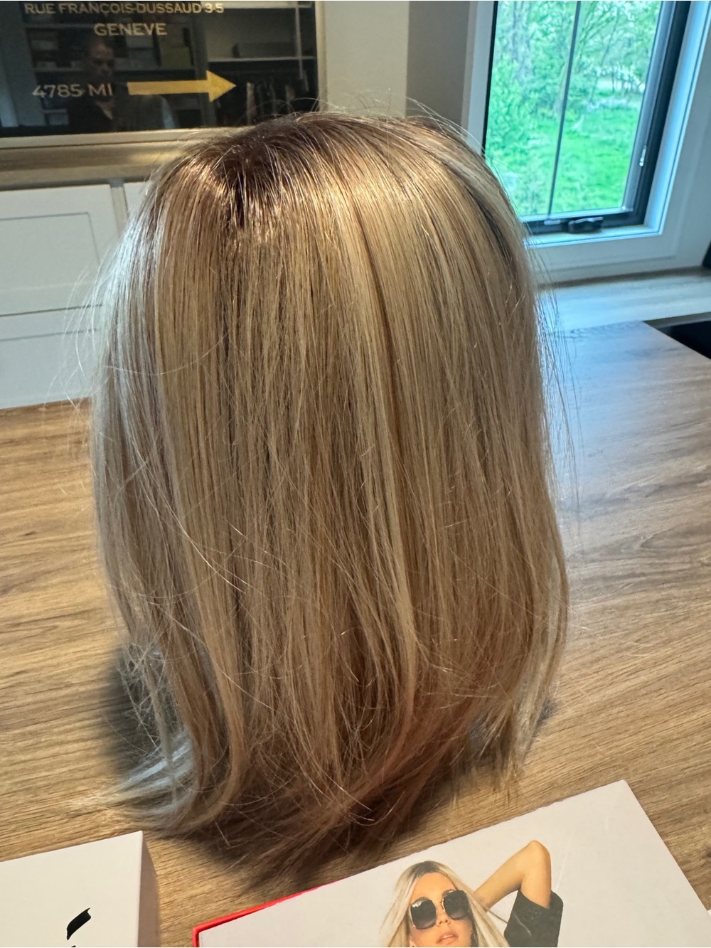 (NWT) Ellen Wille Drive Wig - Pearl Blonde Rooted - Petite-Average - Picture 15 of 16